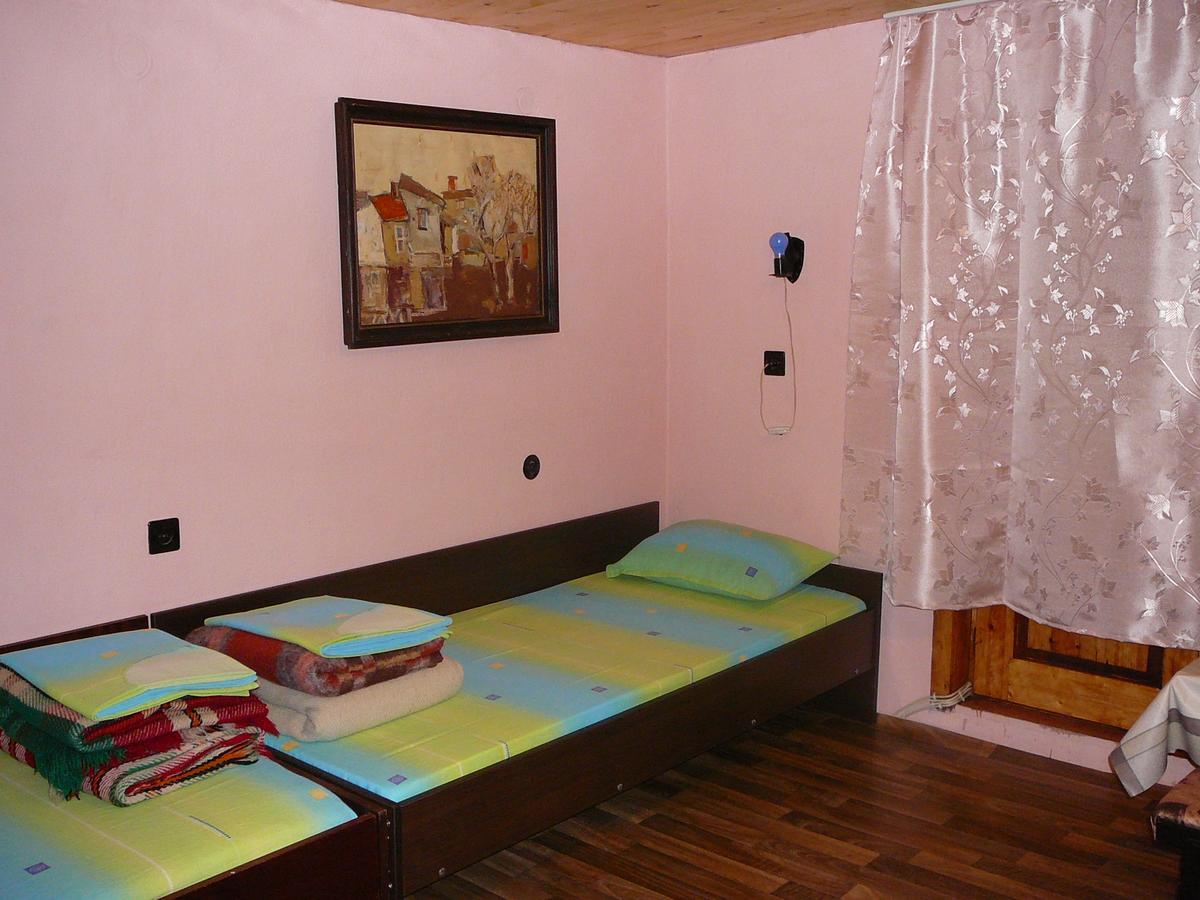צ'יפליק Mountain Sun Guest House מראה חיצוני תמונה
